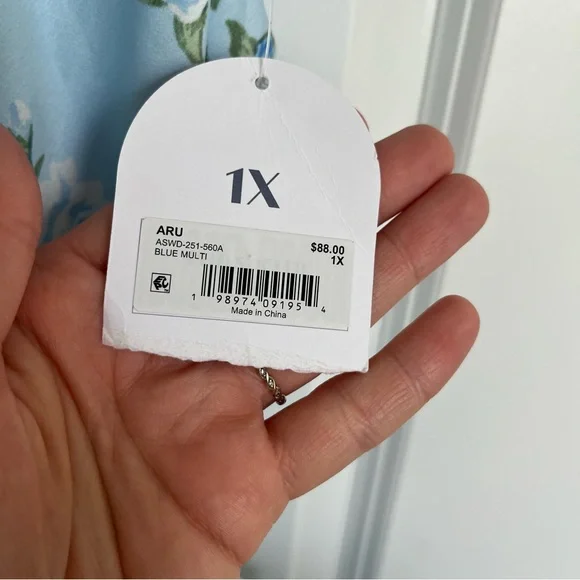 NEW Arula Blue Floral Maxi Dress Plus Size 1X / A NWT - Picture 7 of 7